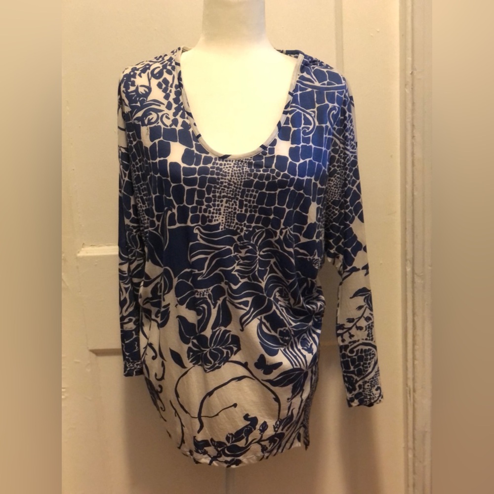 Emilio Pucci Blue and White Artistic Top